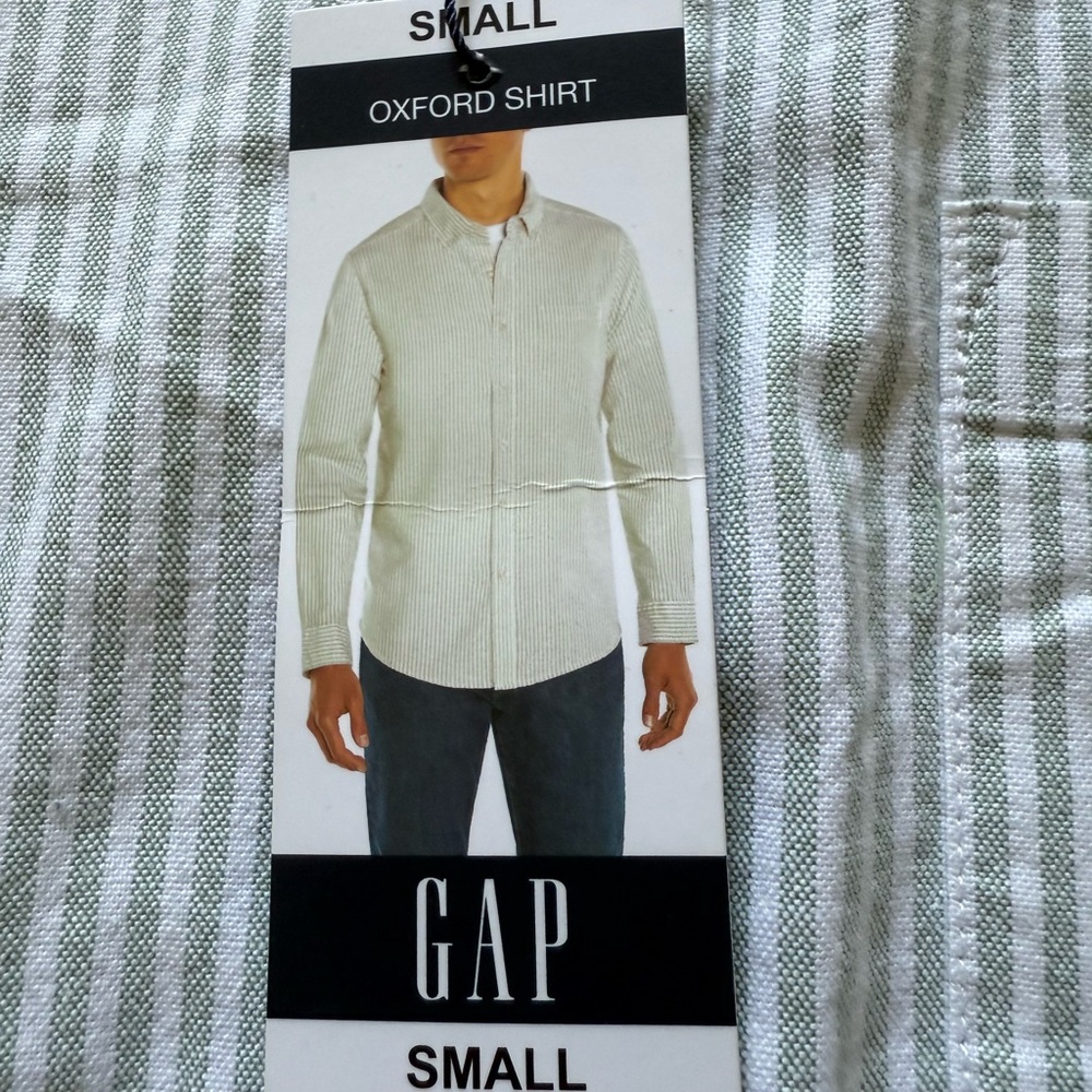 GAP White Dress Shirt Long Sleeve Classic